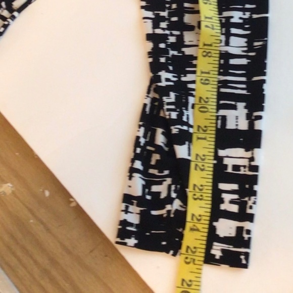 Tahari women's top black white size 2X long sleeve casual career stretch mature - Picture 9 of 12